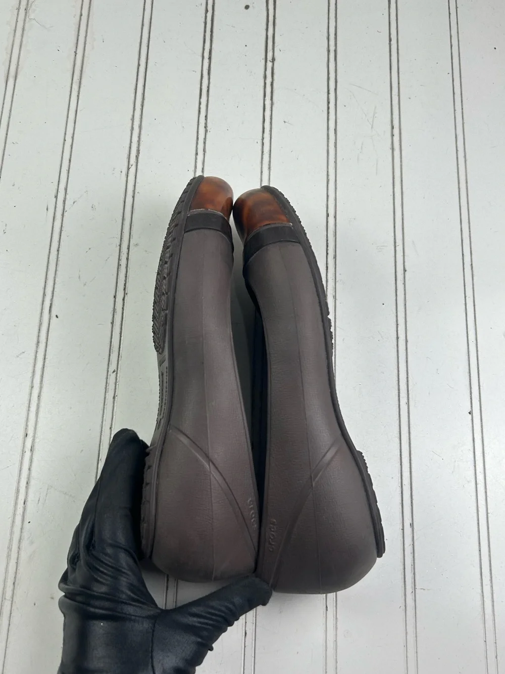 Crocs Brown Vintage Cap Toe Tortoise Lightweight Flats Women’s Size 8